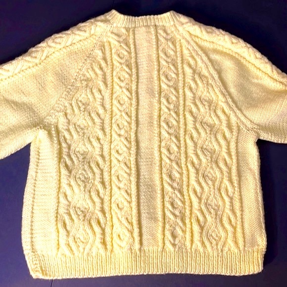 Yellow Chunky Cable Knit Cardigan XL - Picture 15 of 17